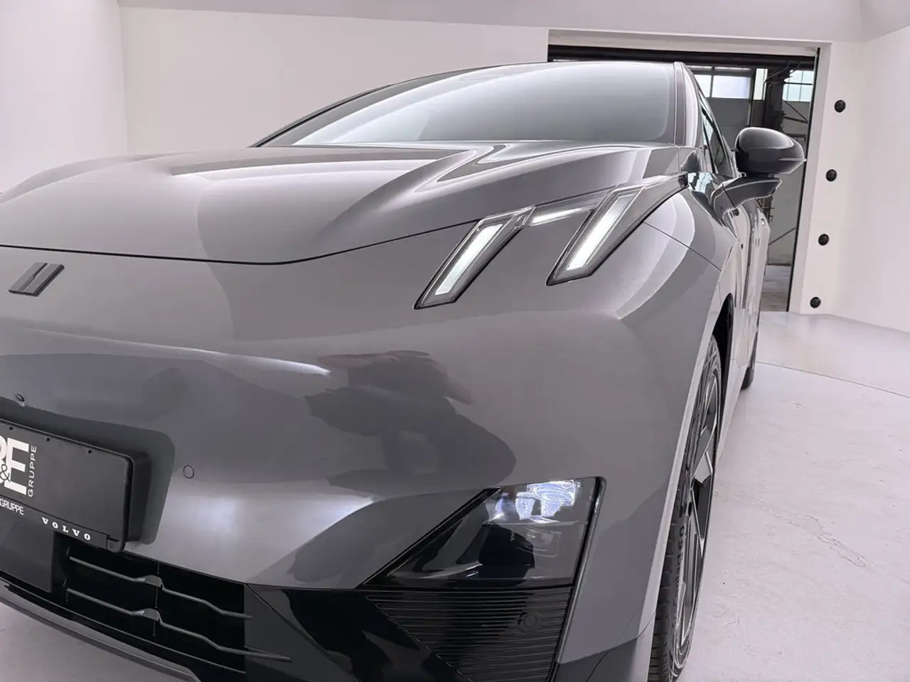 Lynk & Co 02