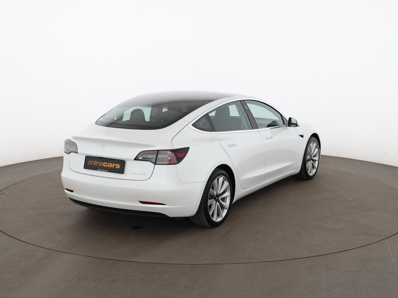 Tesla Model 3 AWD Aut LED SKY LEDER RADAR NAVI R-CAM — photo 3