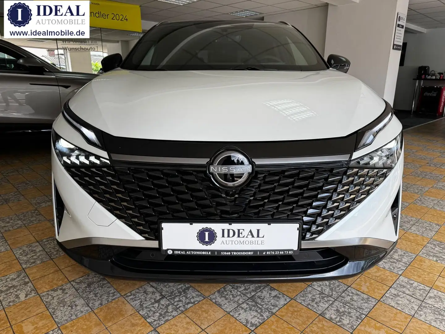 Nissan Qashqai / Tekna e-Power SOFORT 1.5 VC-T Weiß - 2