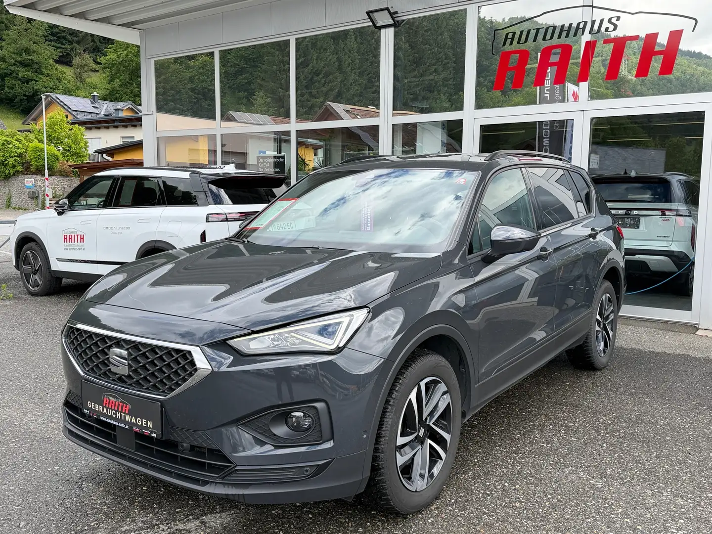 SEAT Tarraco 2,0 TDI Style DCT 4Drive Grau - 1