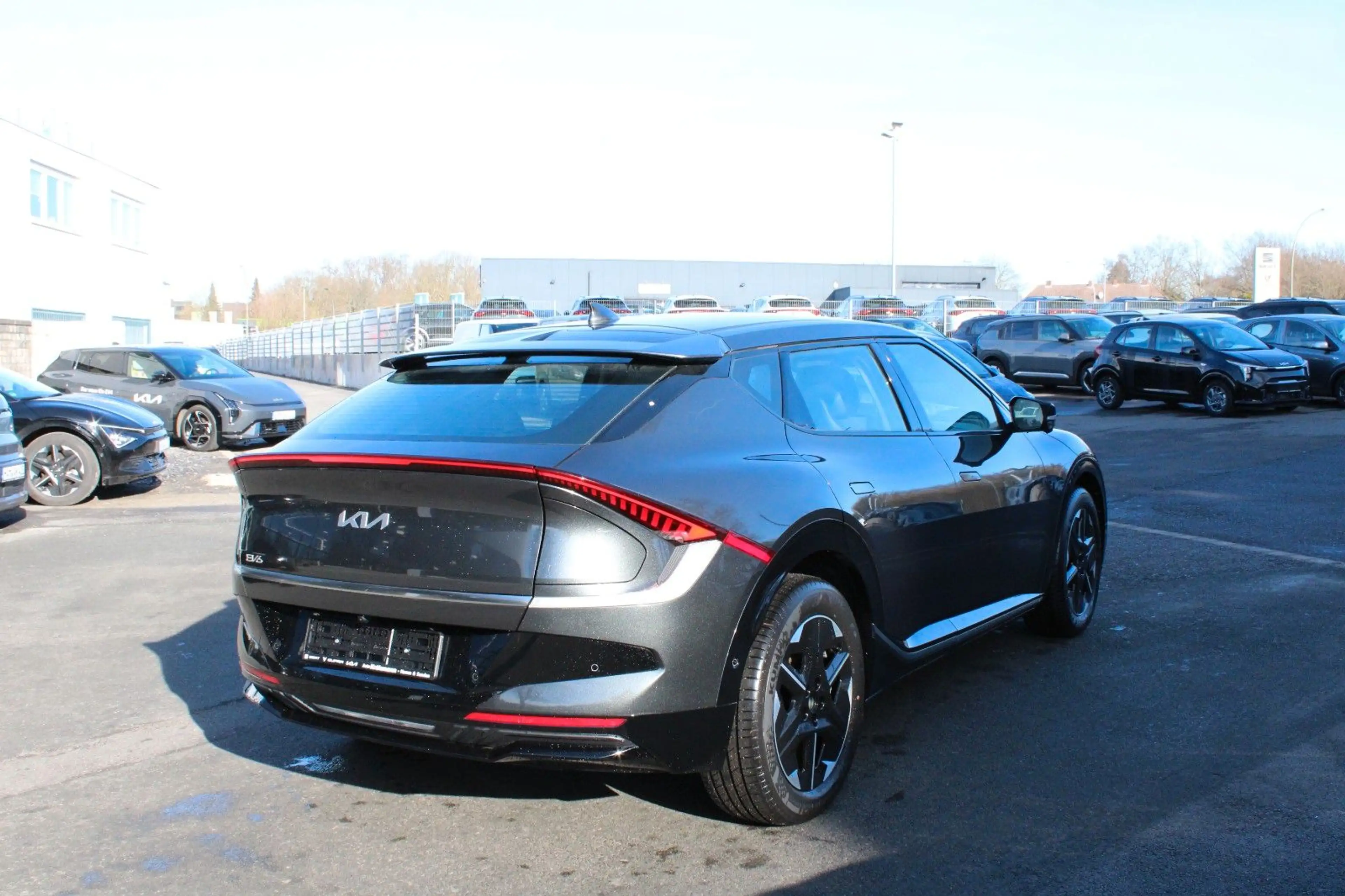 Kia EV6 Earth 2WD — photo 7