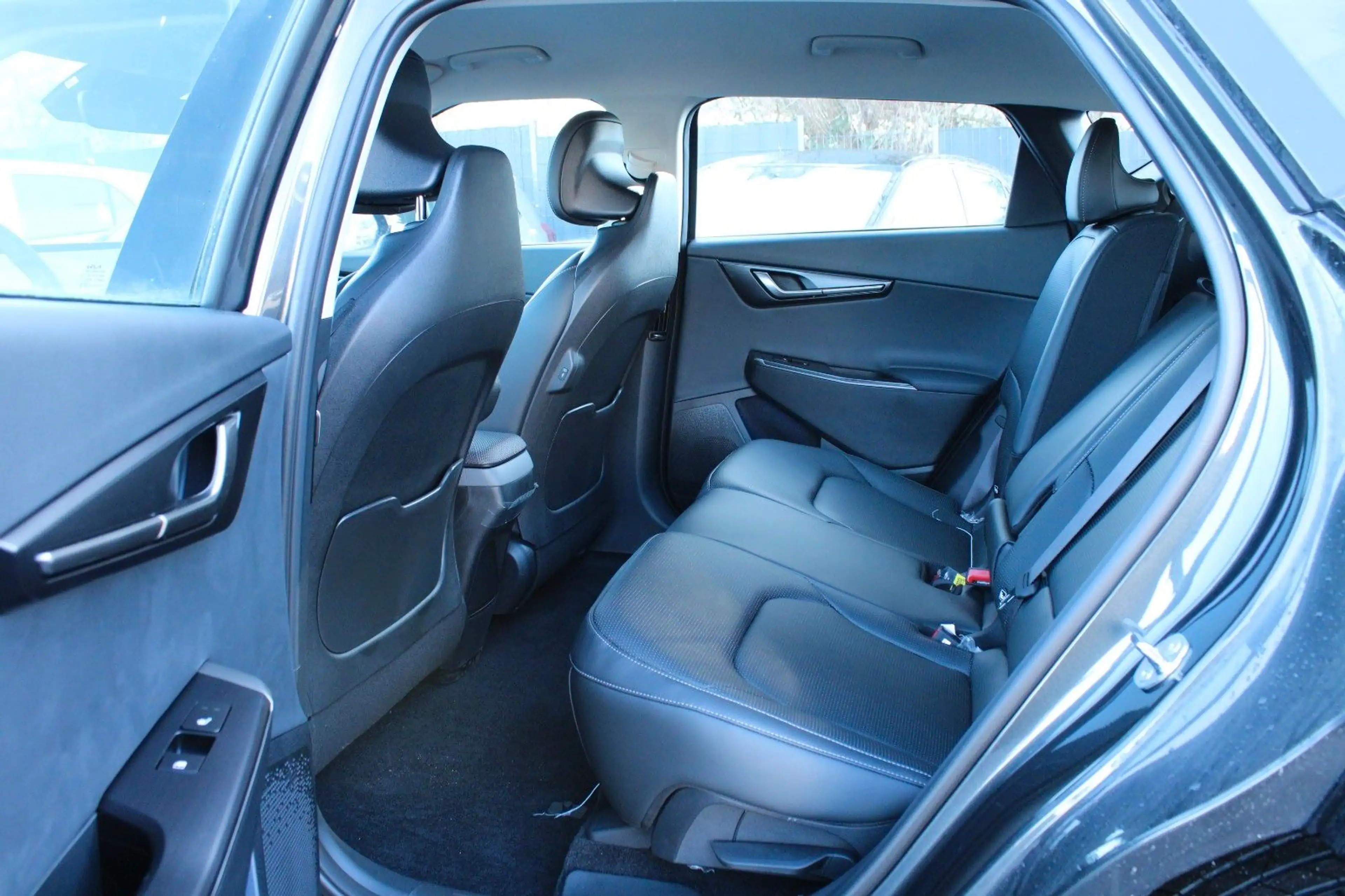 Kia EV6 Earth 2WD — photo 9