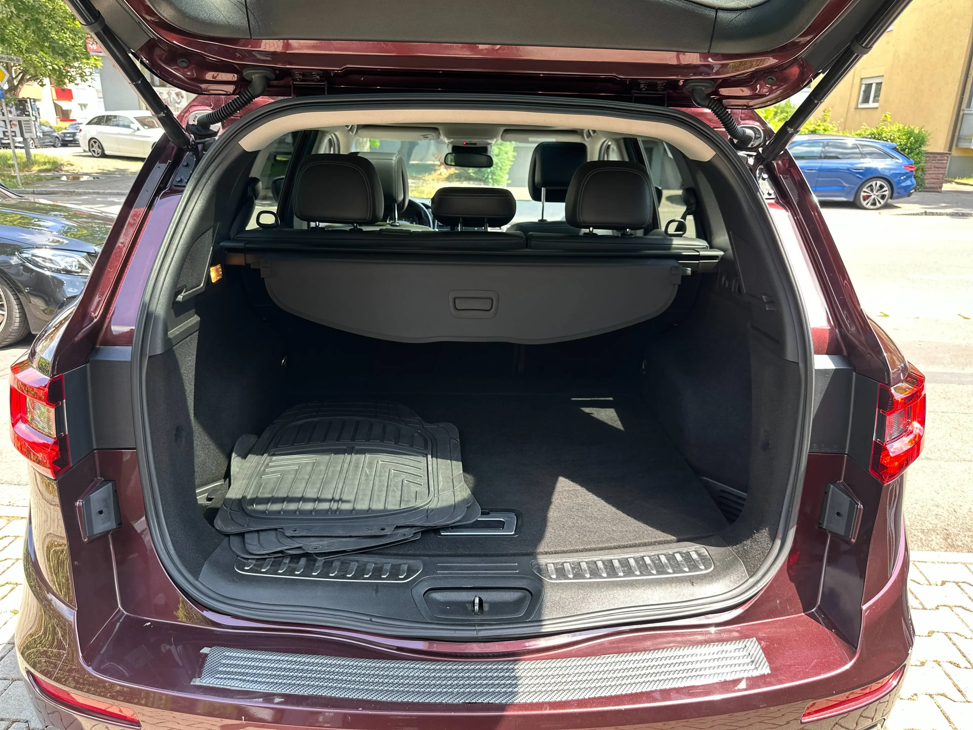 Renault Koleos 2.0 dCi Automatik Intens 4x4 LED Panorama Kamera — photo 13