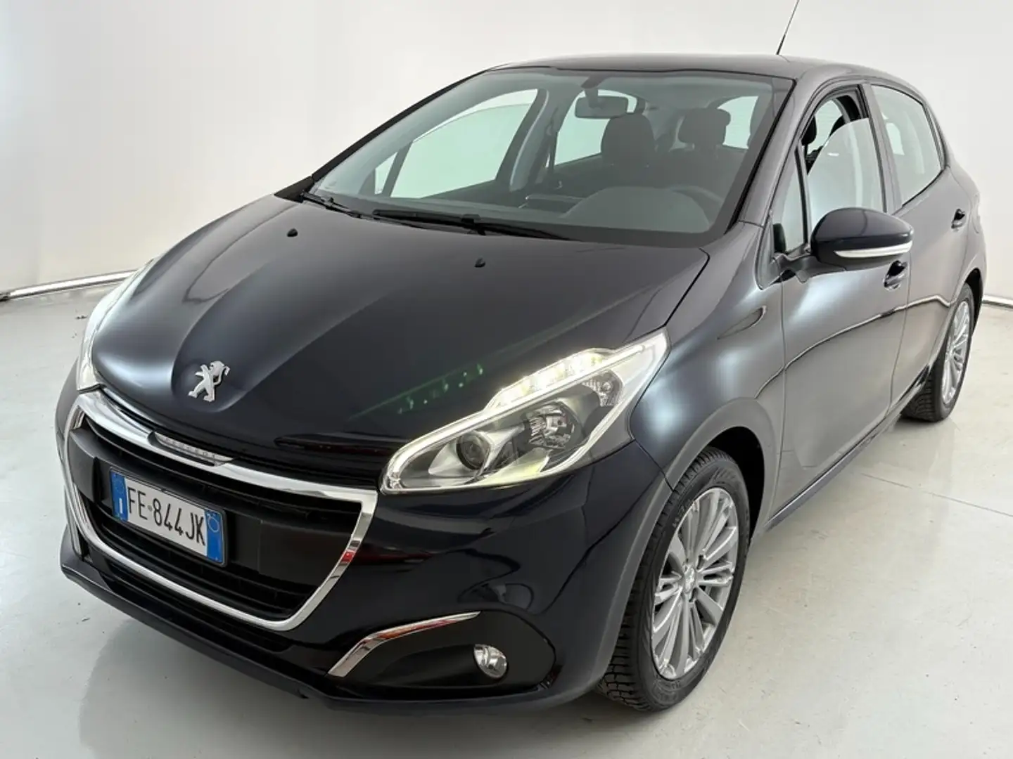 Peugeot 208 3 Porte 1.2 PureTech Allure Argent - 1
