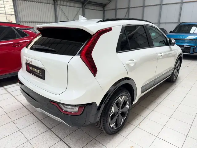 Kia E-Niro view 5