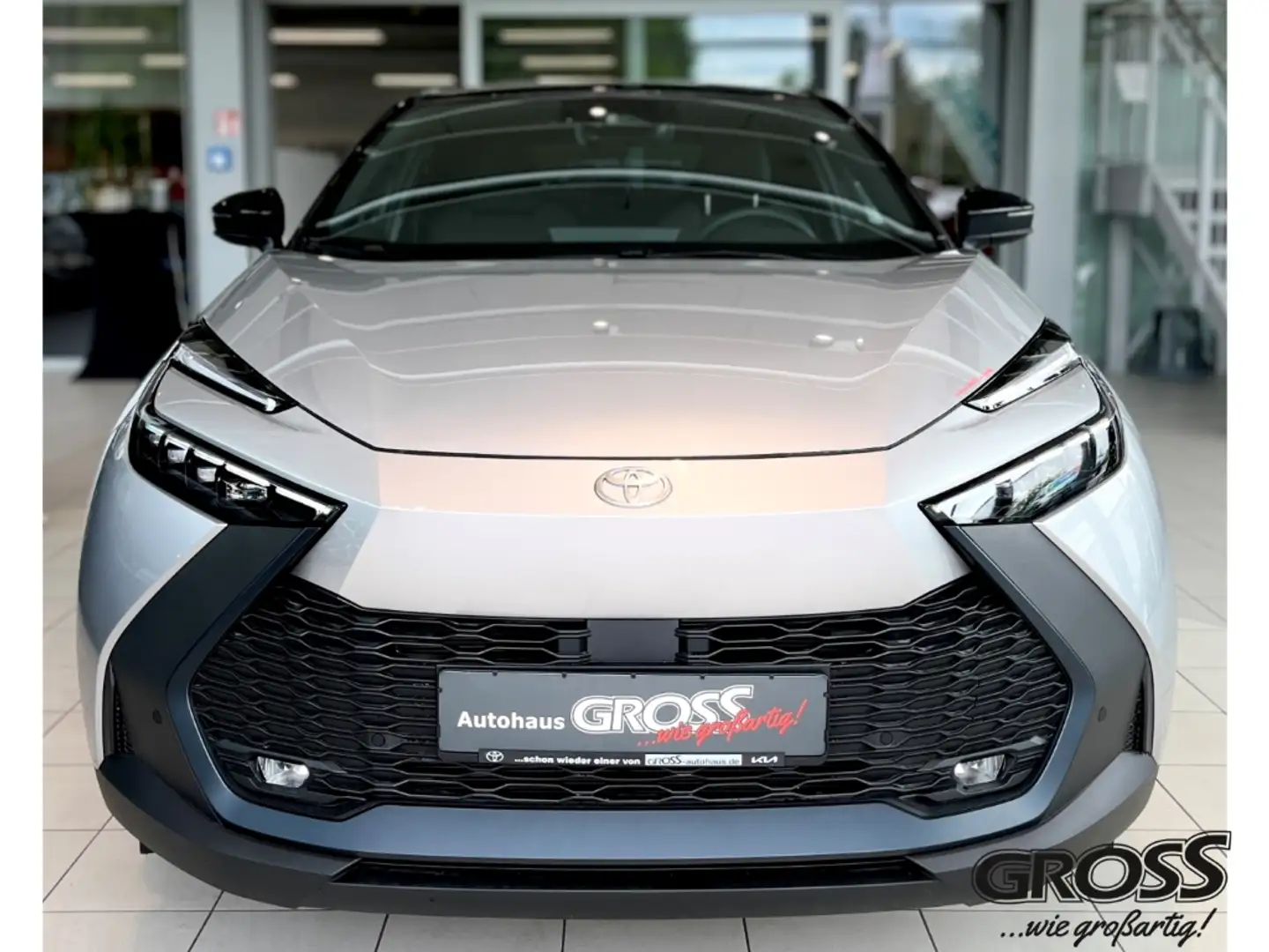 Toyota C-HR EU6e Hybrid FWD Team Deutschland 2.0 Navi LED ACC Silber - 2