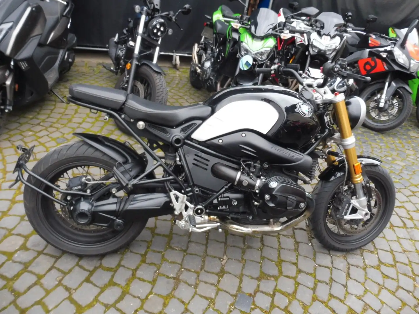 BMW R nineT Noir - 1