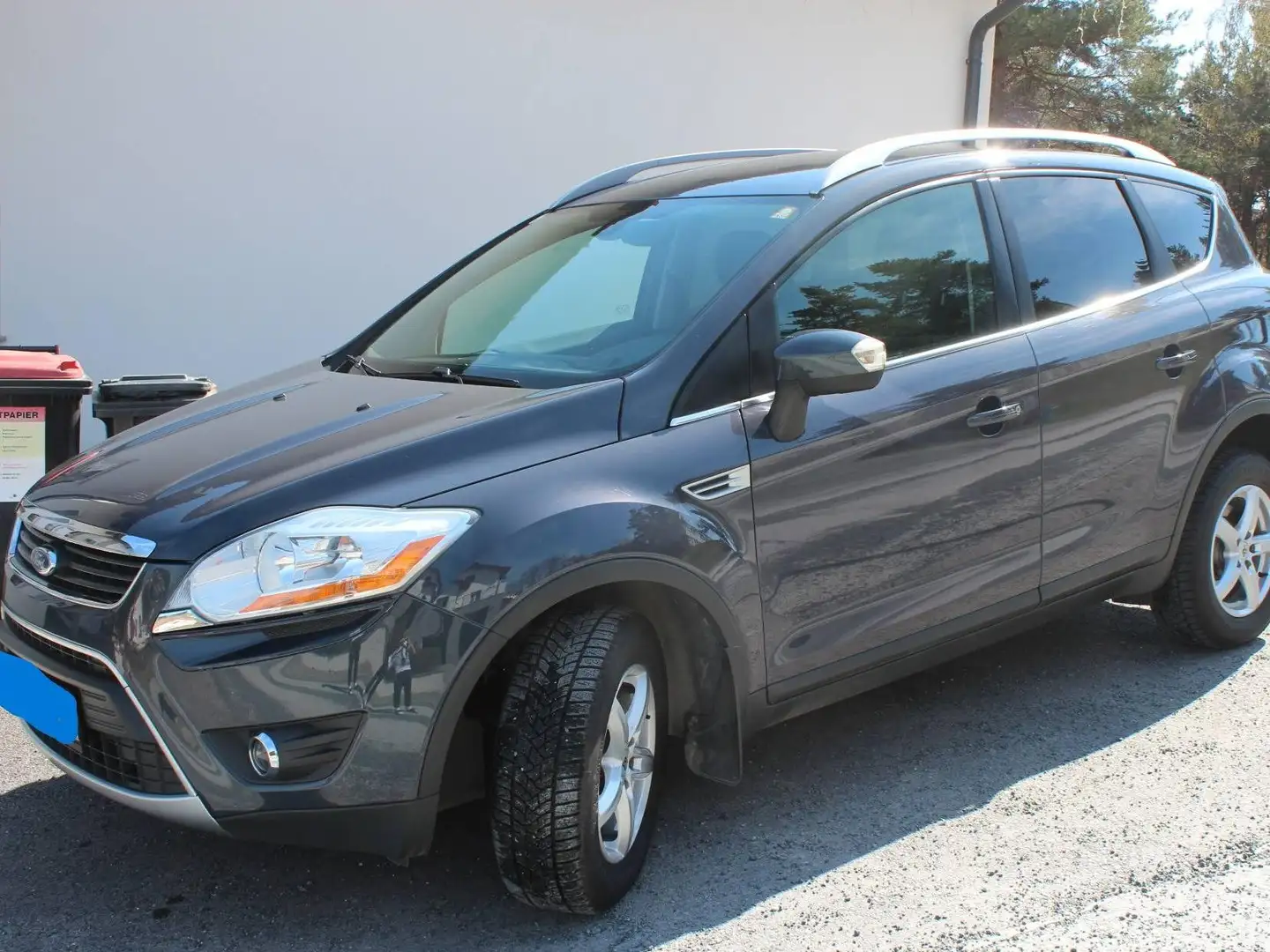 Ford Kuga Kuga 2,0 Titanium 4x4 TDCI DPF Titanium Blau - 1