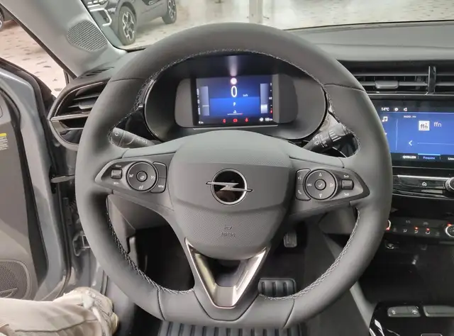 Opel Corsa view 13