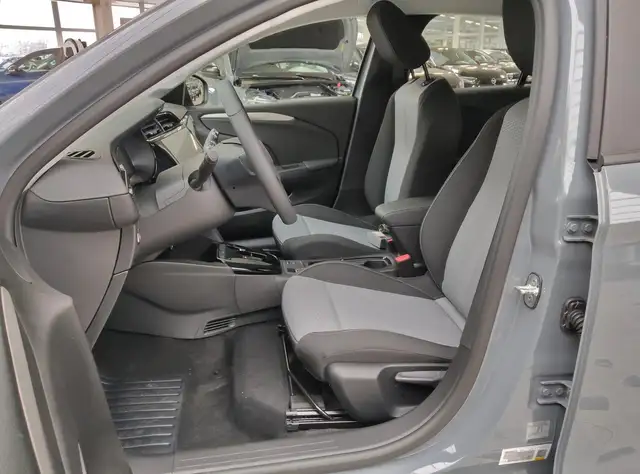 Opel Corsa view 11