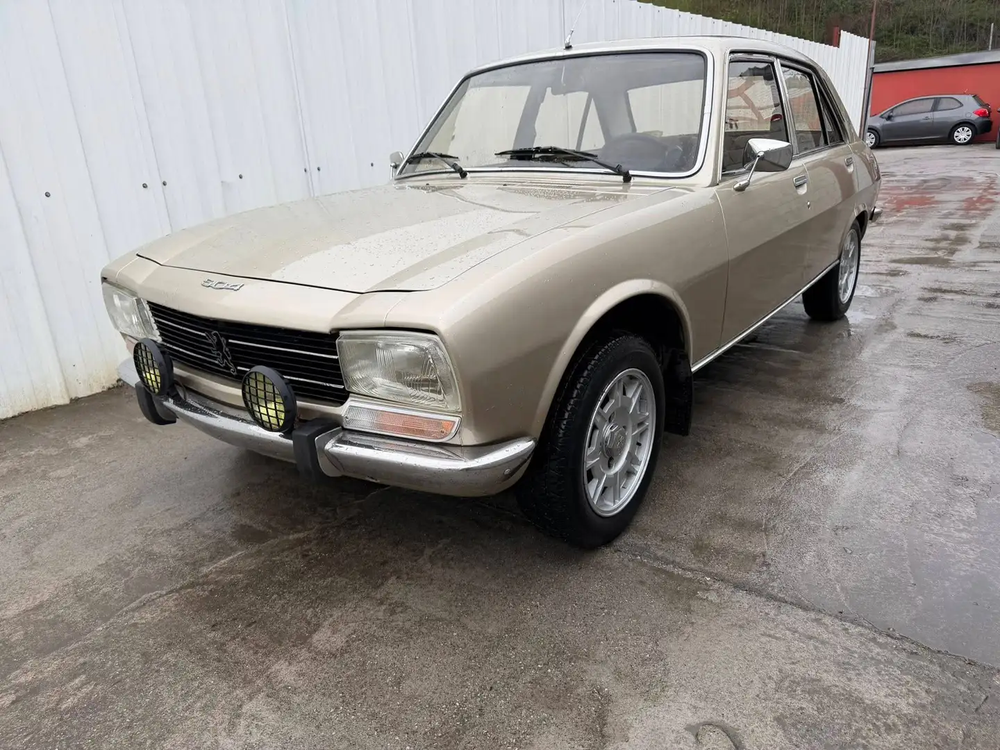 Peugeot 504 GL essence Beige - 2