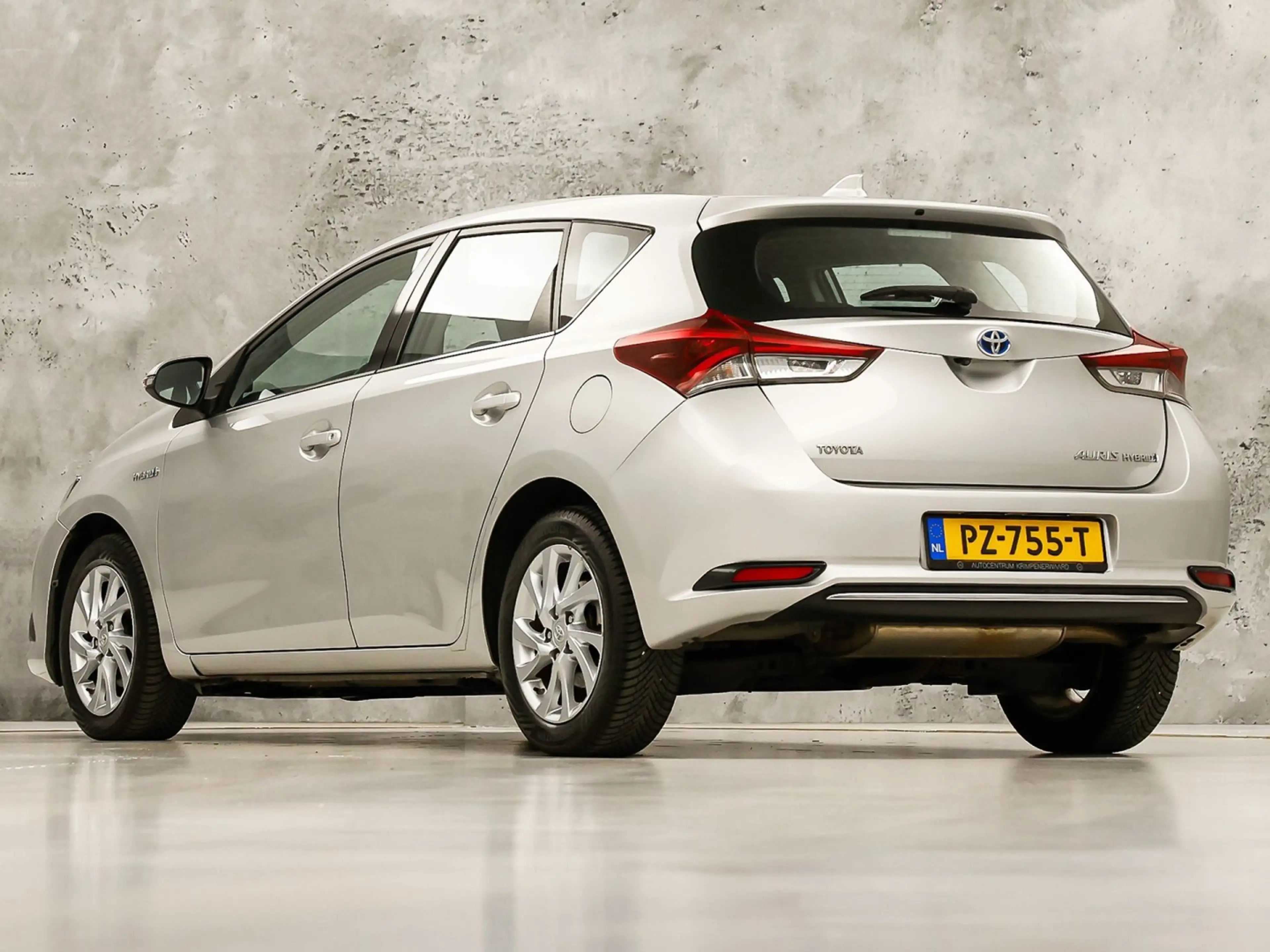 Toyota Auris 1.8 Hybrid Sport Automaat (NAVIGATIE, CAMERA, CRUI — photo 3