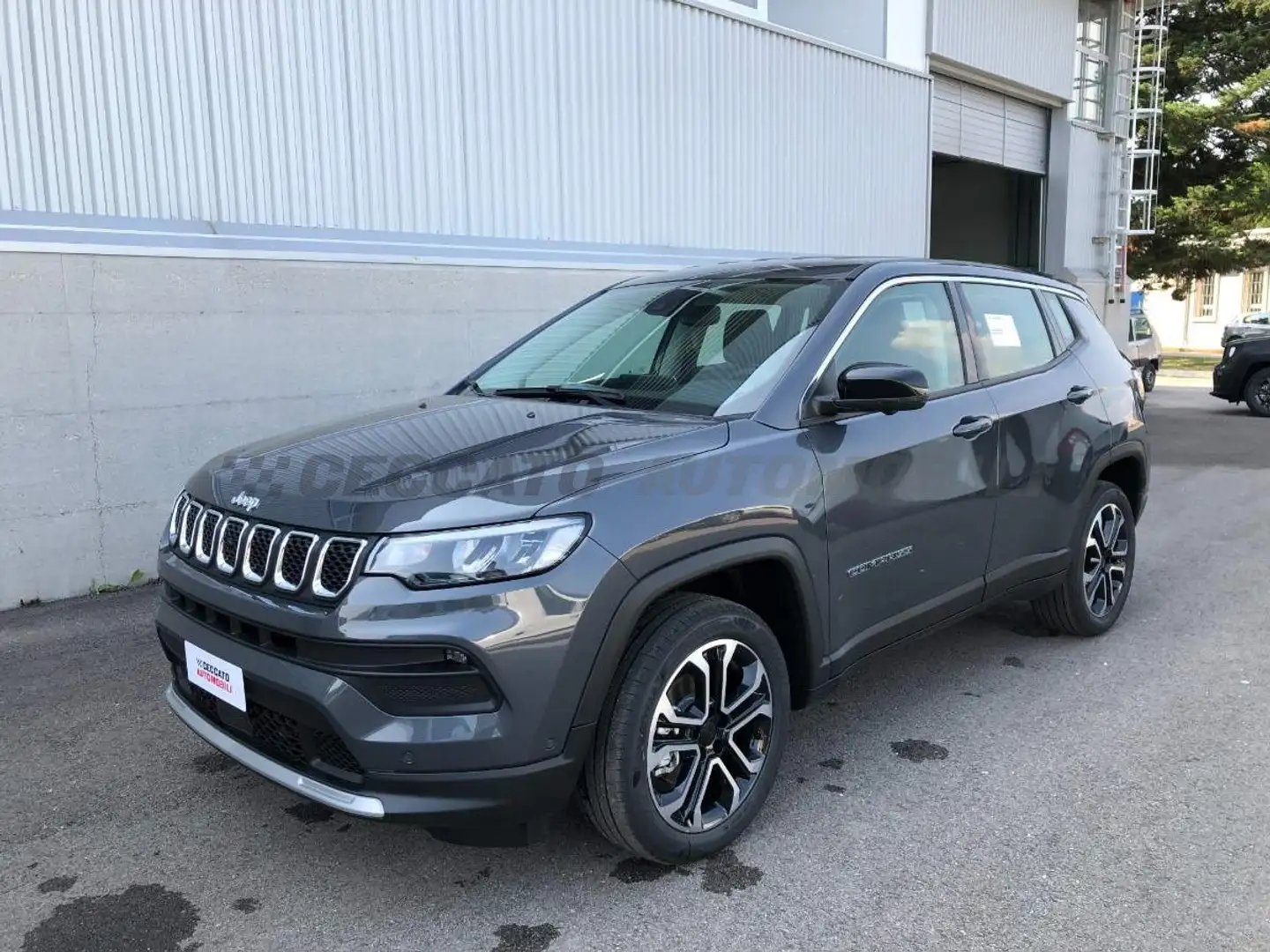 Jeep Compass Compass E-Hybrid My24 Altitude1.5 Turbo T4 E-Hybr Gris - 1