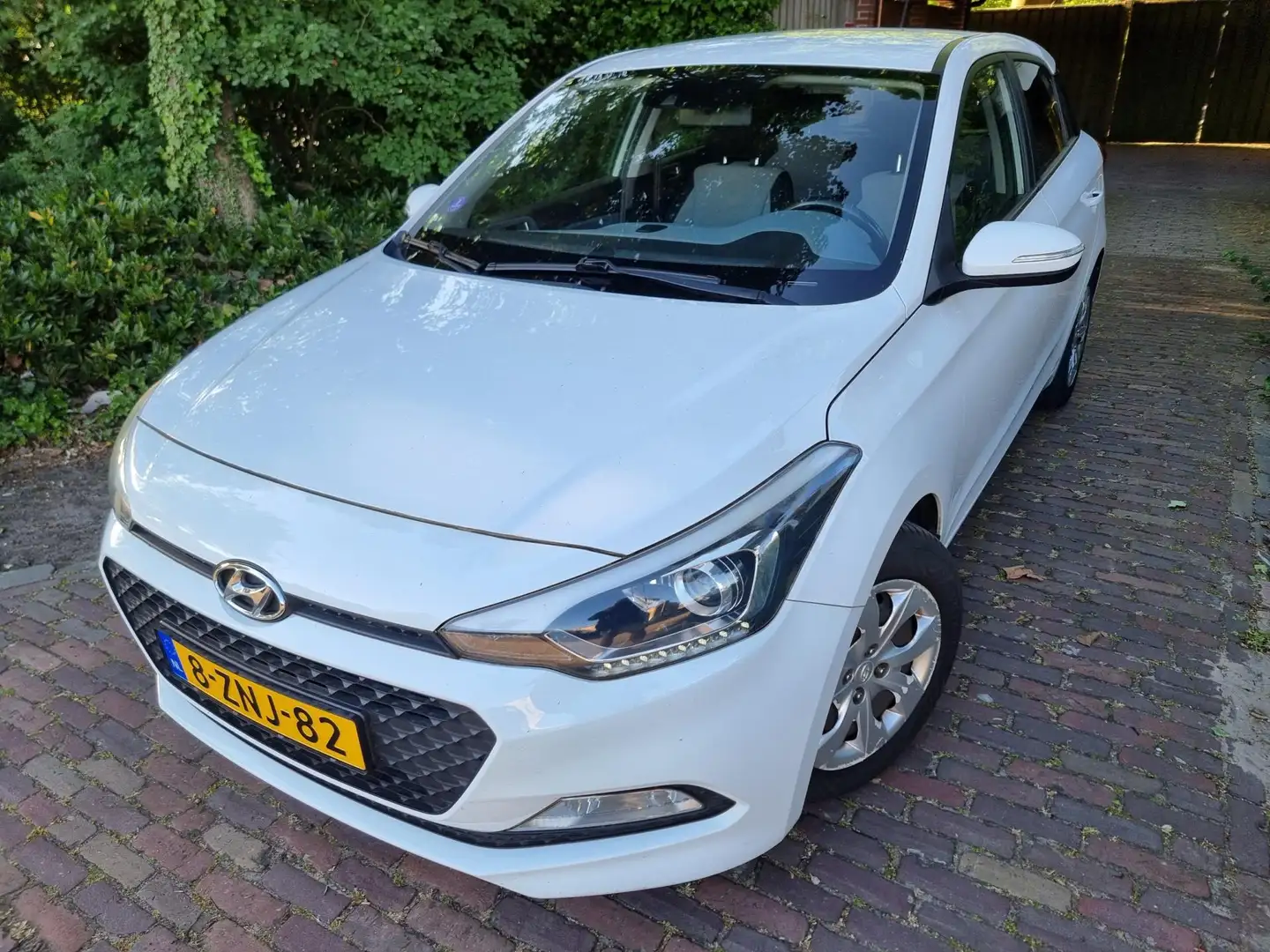 Hyundai i20 1.2 HP i-Motion READ DESCRIPTION! EXPORT ONLY Beyaz - 2