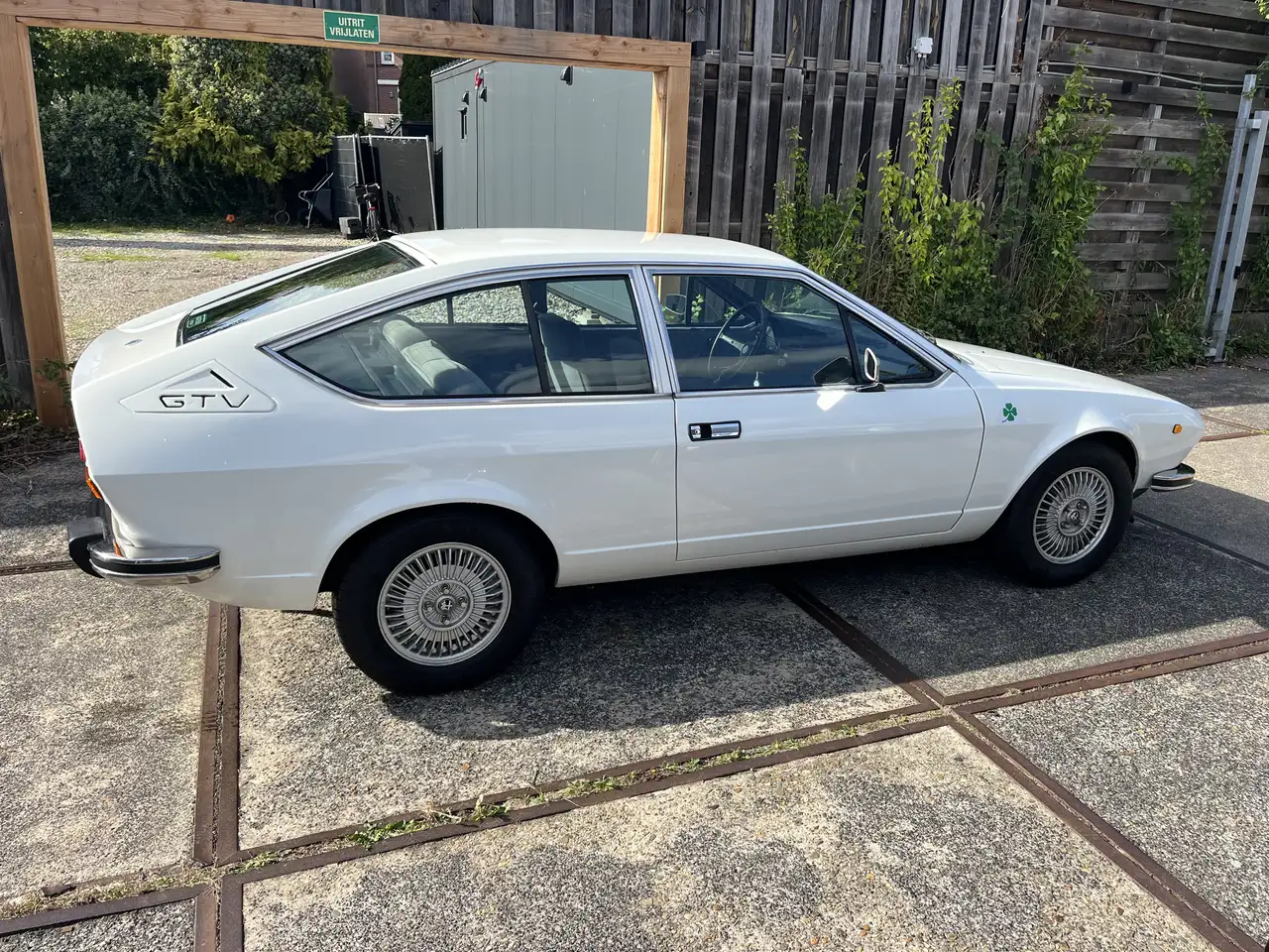 Alfa Romeo Alfetta 2.0 Veloce L GTV, foto 5