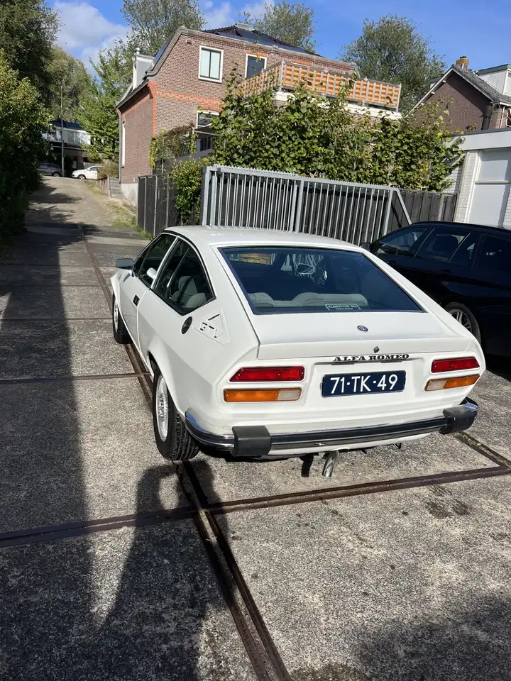 Alfa Romeo Alfetta 2.0 Veloce L GTV, foto 3