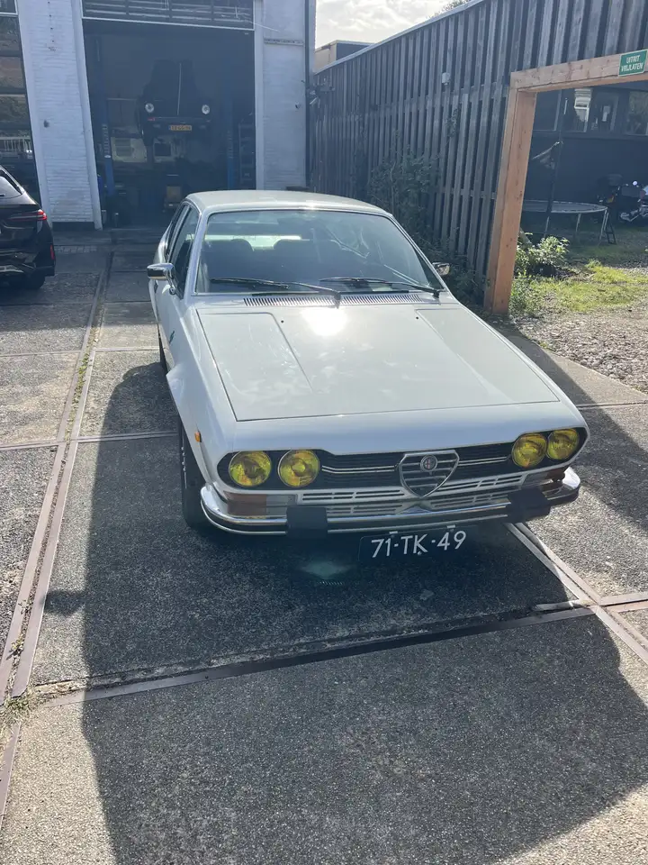 Alfa Romeo Alfetta 2.0 Veloce L GTV, foto 7