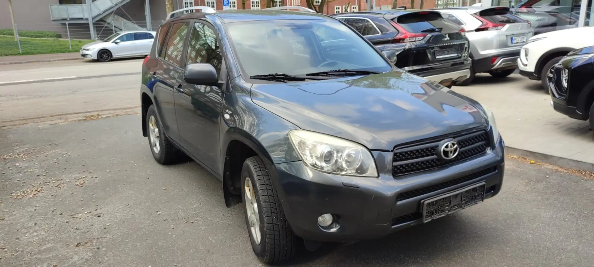 Toyota RAV 4 Toyota Rav4 Diesel 2,2 Grijs - 1