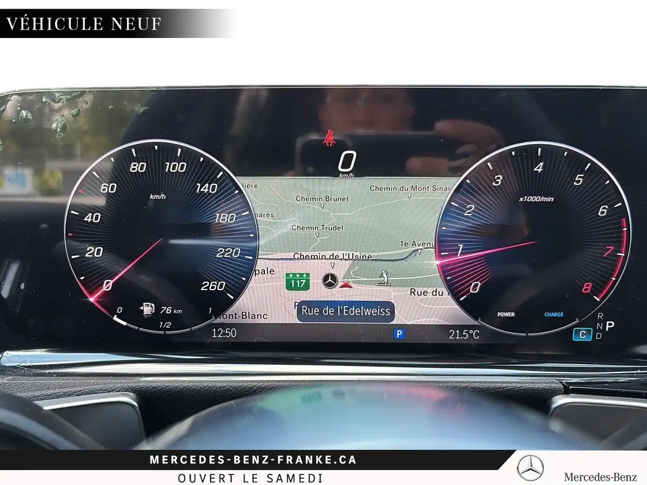 Mercedes-Benz GLB снимка Mercedes-Benz GLB