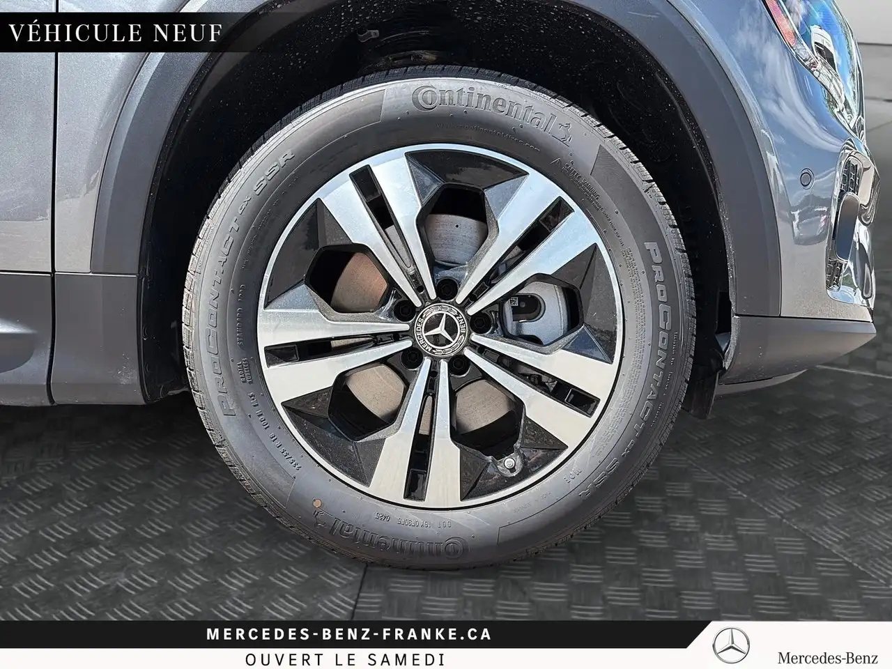 Mercedes-Benz GLB снимка Mercedes-Benz GLB