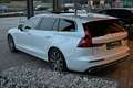 Volvo V60 T6 AWD Recharge PHEV Momentum Pro Geartronic AC... Weiß - thumbnail 3