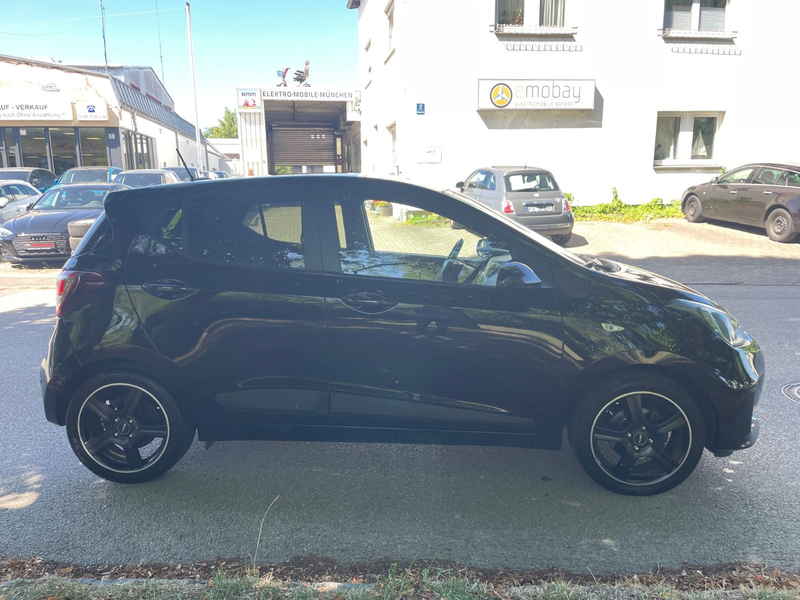 Hyundai i10 1.2 Passion Automatik*Klima*SHZ*PDC*USB* — photo 11