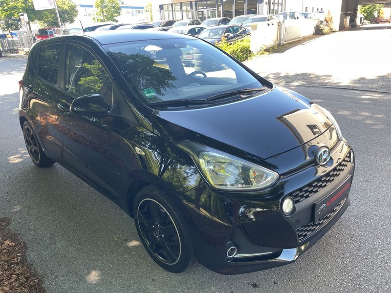Hyundai i10 1.2 Passion Automatik*Klima*SHZ*PDC*USB* — photo 4