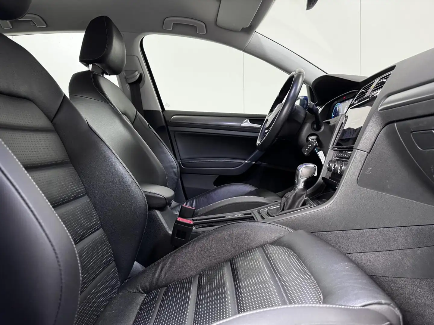 Volkswagen e-Golf Autom. - GPS - Topstaat! 1Ste Eig! Niebieski - 2