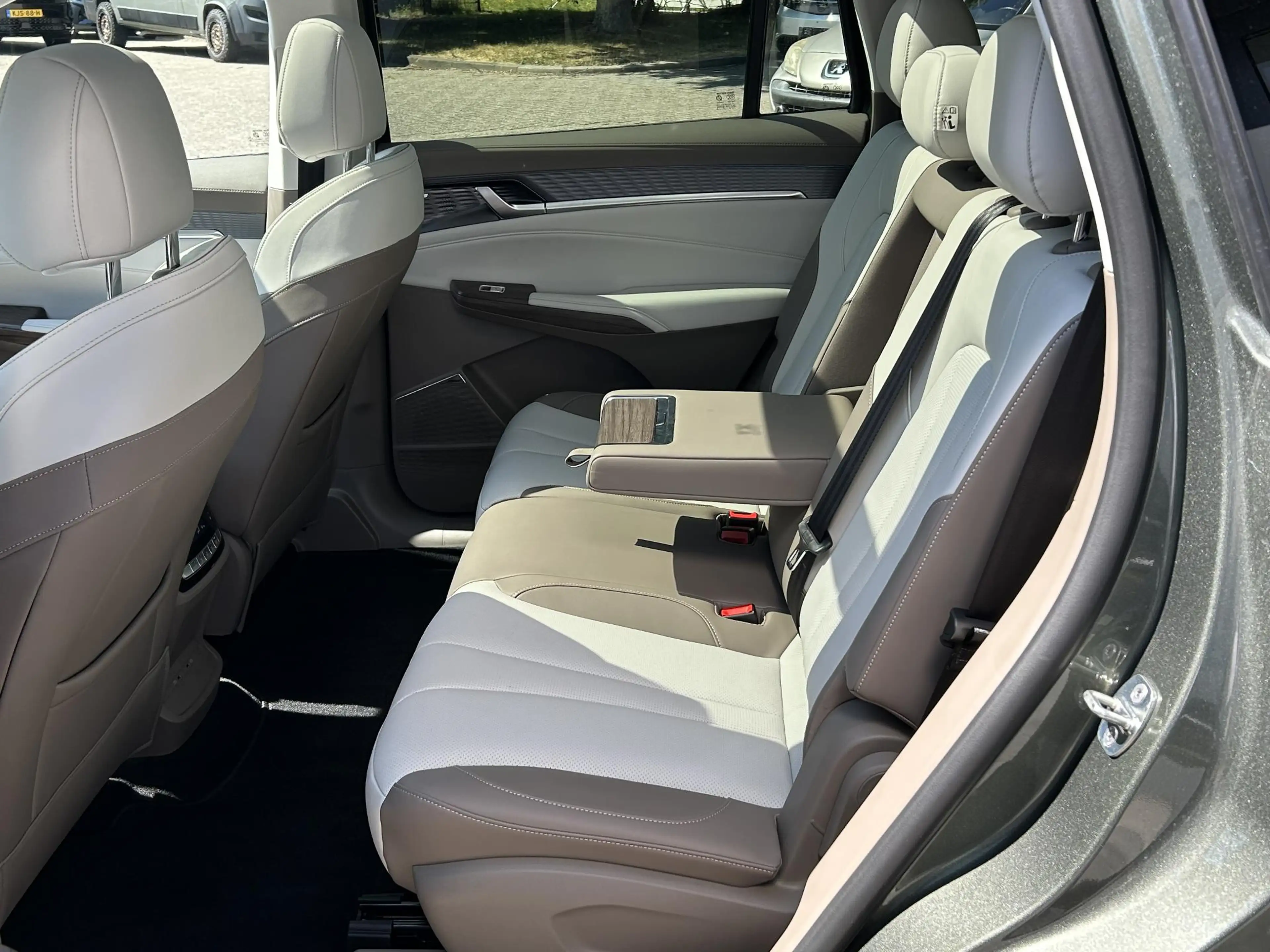 MG MGS9 1.5 Premium Plug-in Hybrid | Panoramadak | Led Sfe — photo 14