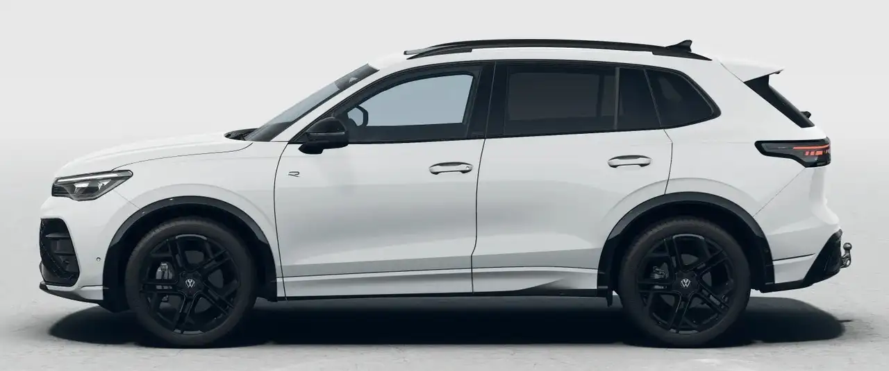 Volkswagen Tiguan Sport TDI DSG / 468 / € 4000,- PB BONUS 7