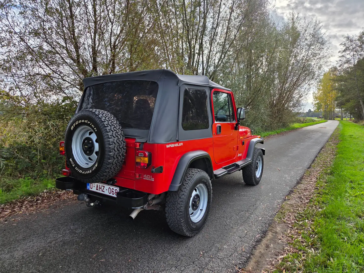 Jeep Wrangler YJ 4.0HO - 1993 - MANUEEL - ORIGINEEL - OLDTIMER Piros - 2