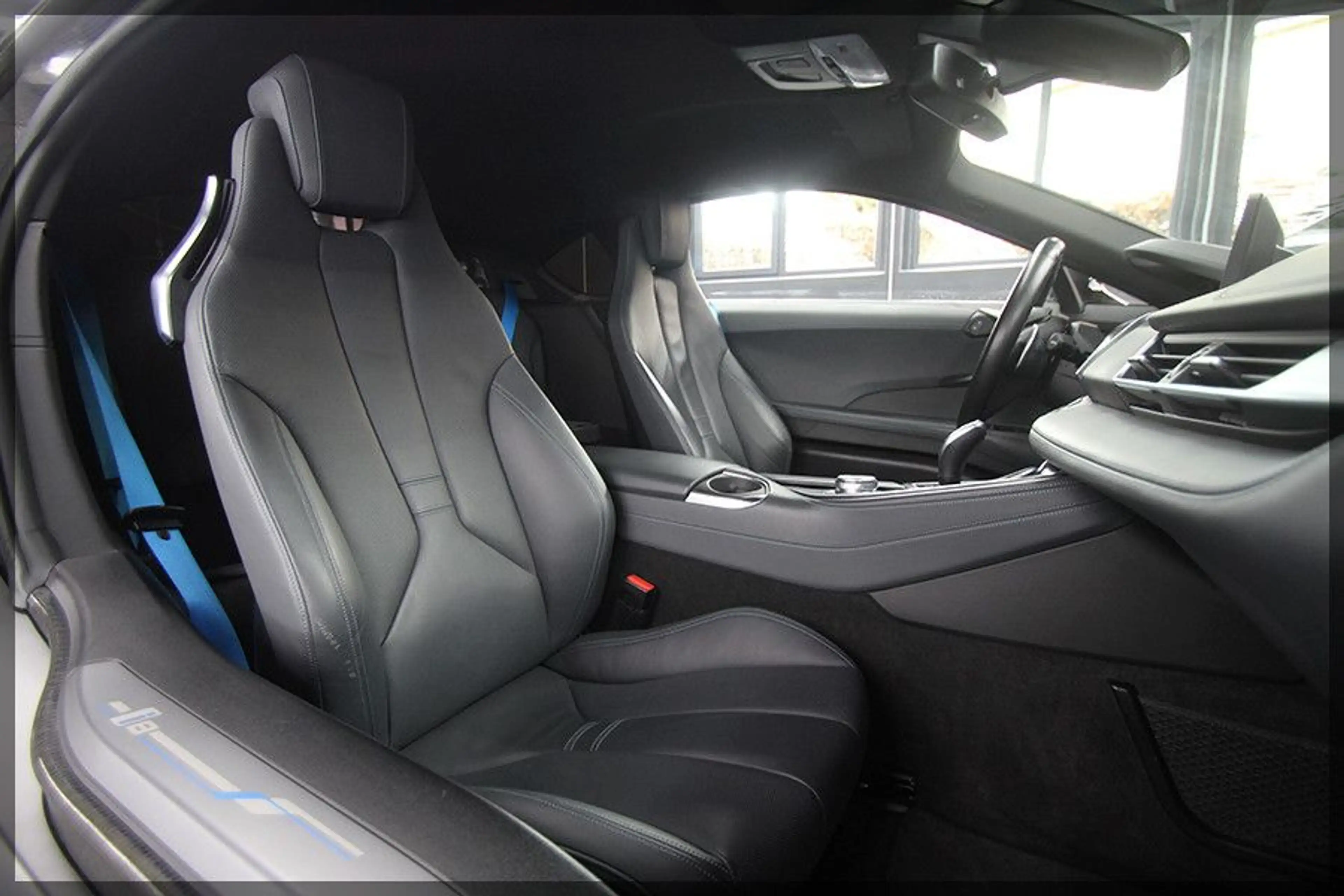 BMW i8 Coupé ALPINA / SCHNITZER / CAM / NAVI / MwSt — photo 13
