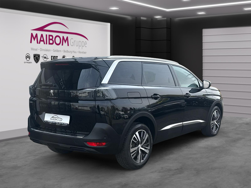 Peugeot 5008 1.2 Allure Pack 130 — photo 4