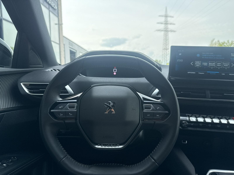 Peugeot 5008 1.2 Allure Pack 130 — photo 11
