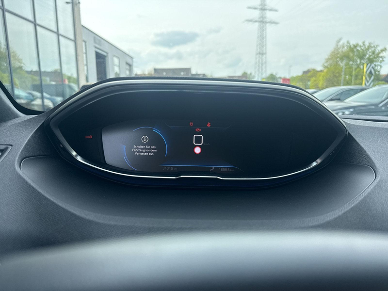 Peugeot 5008 1.2 Allure Pack 130 — photo 12