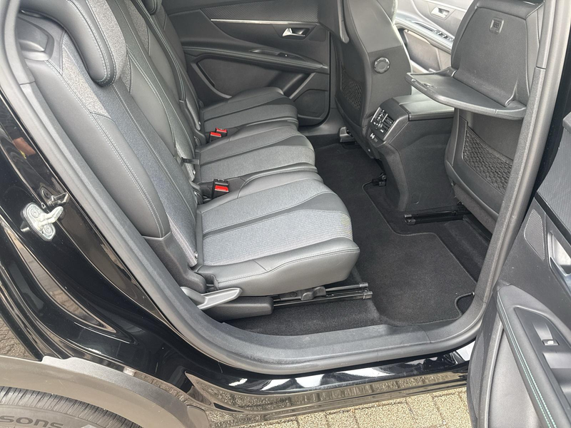 Peugeot 5008 1.2 Allure Pack 130 — photo 15