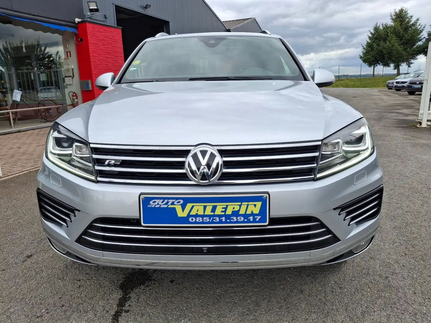 Volkswagen Touareg Touareg 3.0TDi R-Line SUSP PNEUMA/XENON/CAMERA 360 Argent - 2