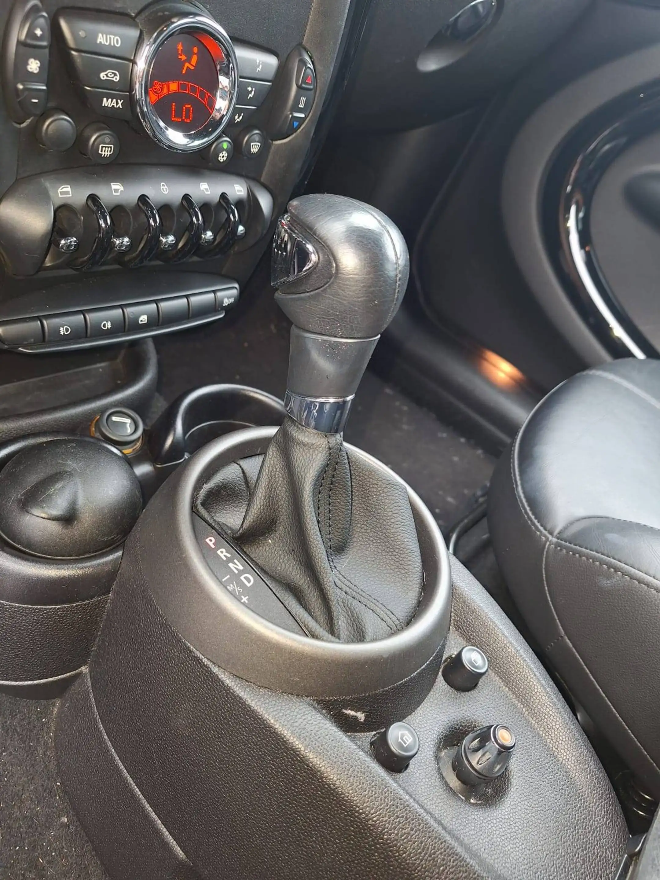 MINI Cooper D Countryman 2.0 D Leder NAVI — photo 14