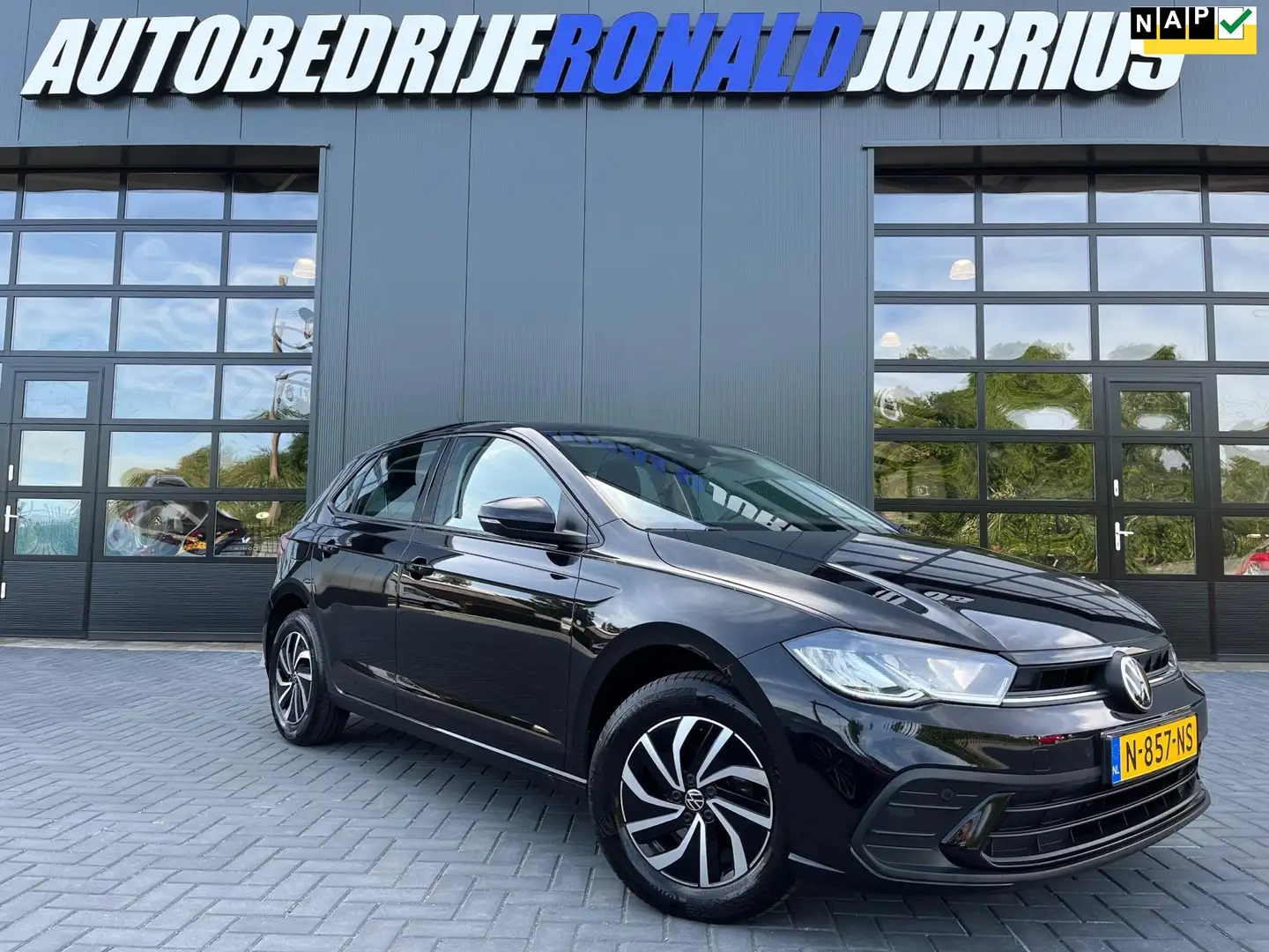 Volkswagen Polo 1.0 TSI Life NL.Auto/Digitaal Dashboard/Apple-Carp Negro - 1