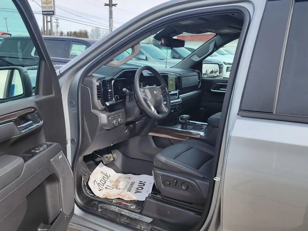 Chevrolet Silverado 1500 снимка Chevrolet Silverado 1500