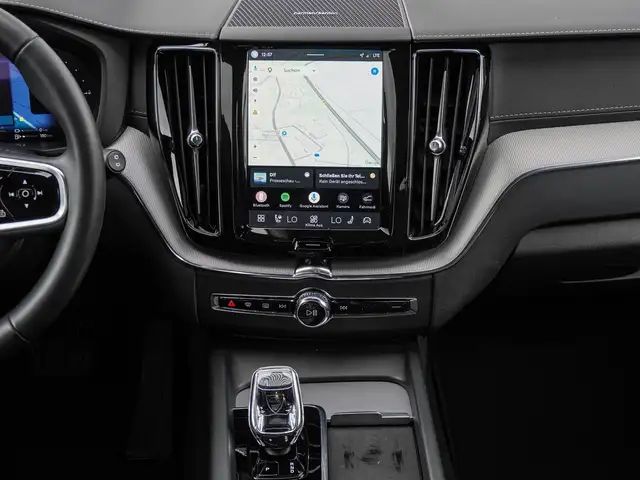 Volvo XC60 view 13