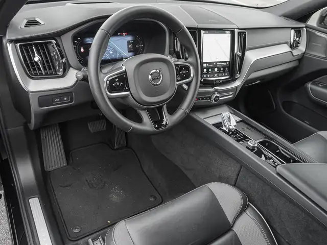 Volvo XC60 view 10