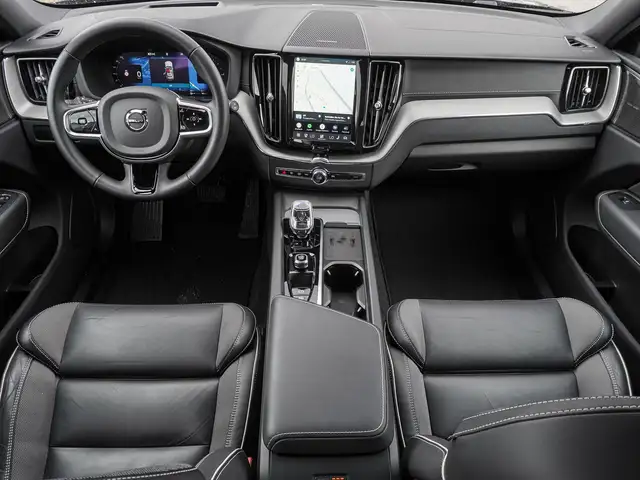 Volvo XC60 view 11
