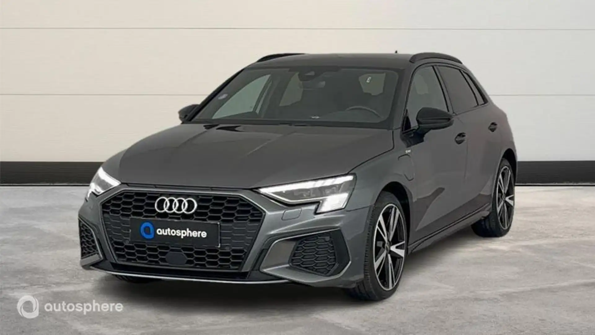 Audi A3 40 TFSI e 204ch S line S tronic 6 - 1