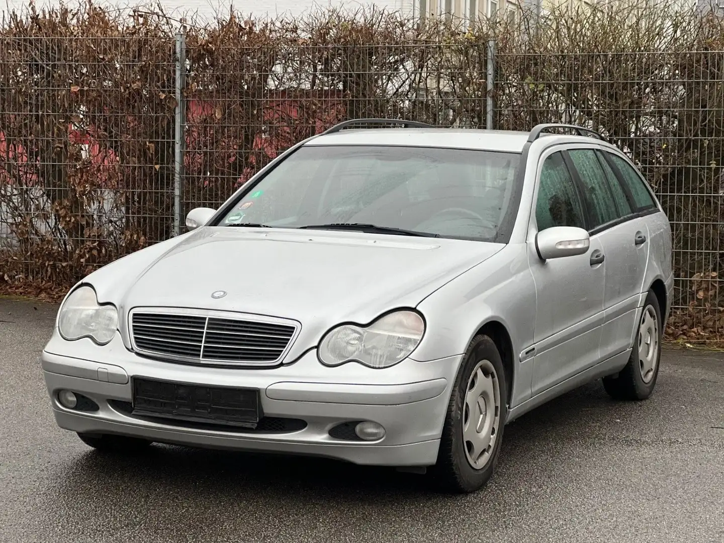 Mercedes-Benz C 200 CDI T CLASSIC RUCKFAHRKAMERA GUTER ZUSTAND Silber - 2