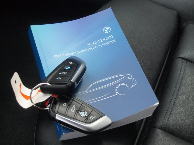 BMW 320 3-serie Touring 320e | Camera | Trekhaak | Sfeerve — photo 35
