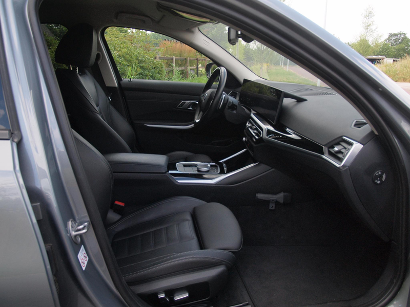 BMW 320 3-serie Touring 320e | Camera | Trekhaak | Sfeerve — photo 14