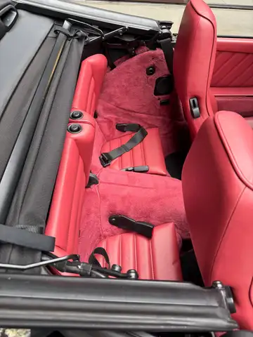 Porsche 911 view 14