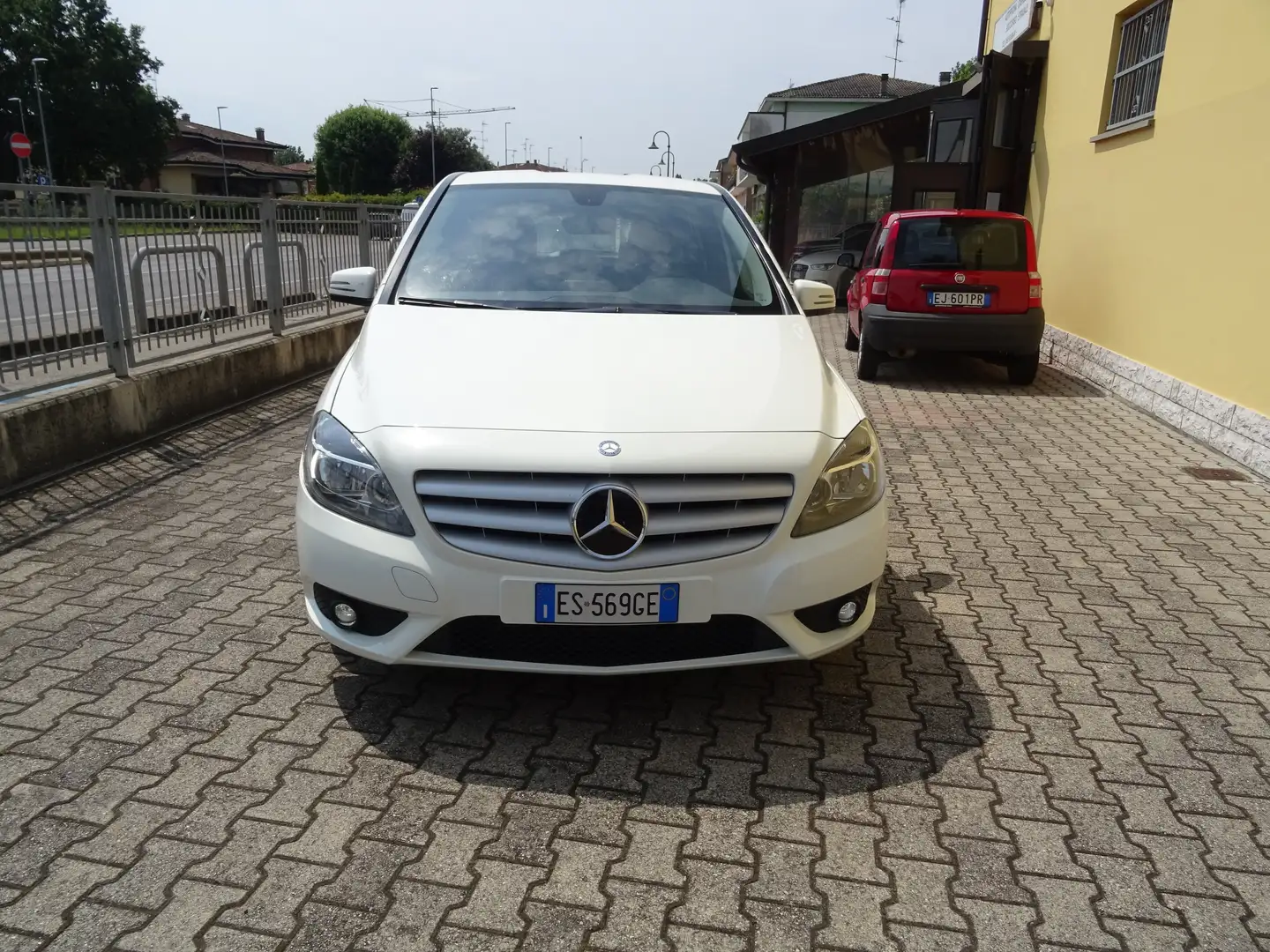 Mercedes-Benz B 180 B 180 Executive E6 Blanco - 2