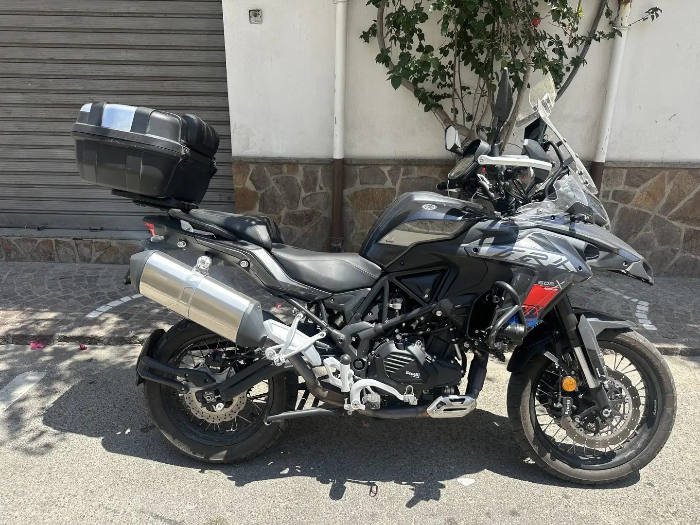 Benelli TRK 502 ABS Noir - 1